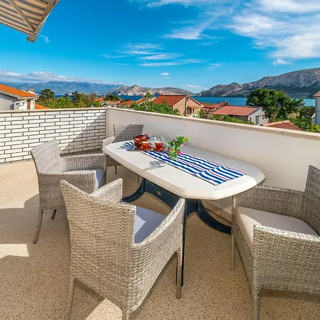 Sucur With Terrace * Baška