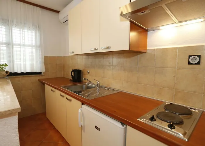 Sucur With Terrace Baška